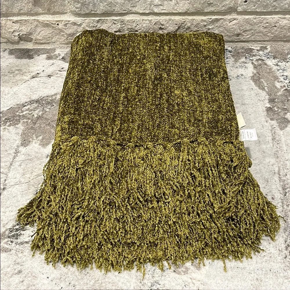 NEW Pier 1 Moss Green Chenille Throw Blanket